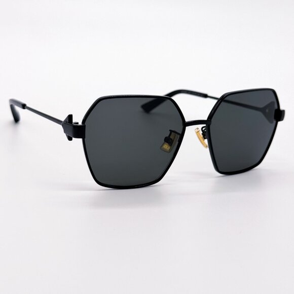 NEW BOTTEGA VENETA BV1224S 001 WOMEN BLACK/GREY SUNGLASSES BOTTEGA VENETA - Picture 5 of 12
